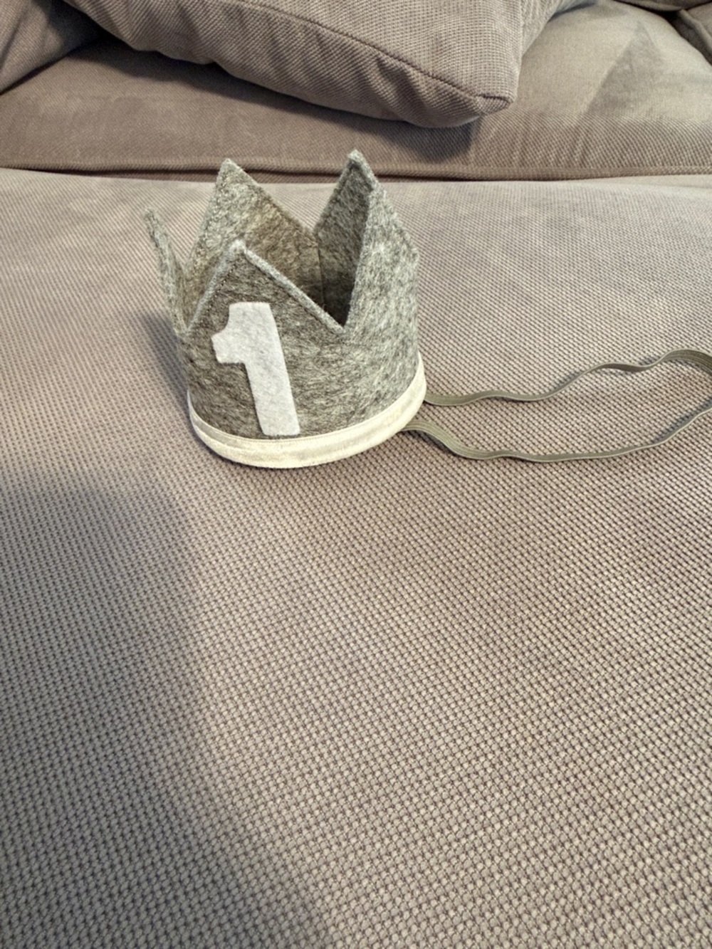 Gray Felt Number '1' Crown Headband